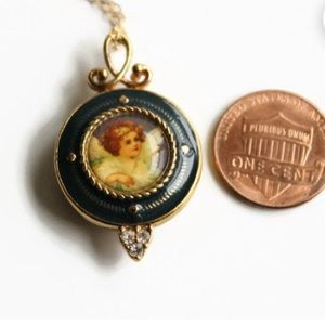 avon vintage locket necklace